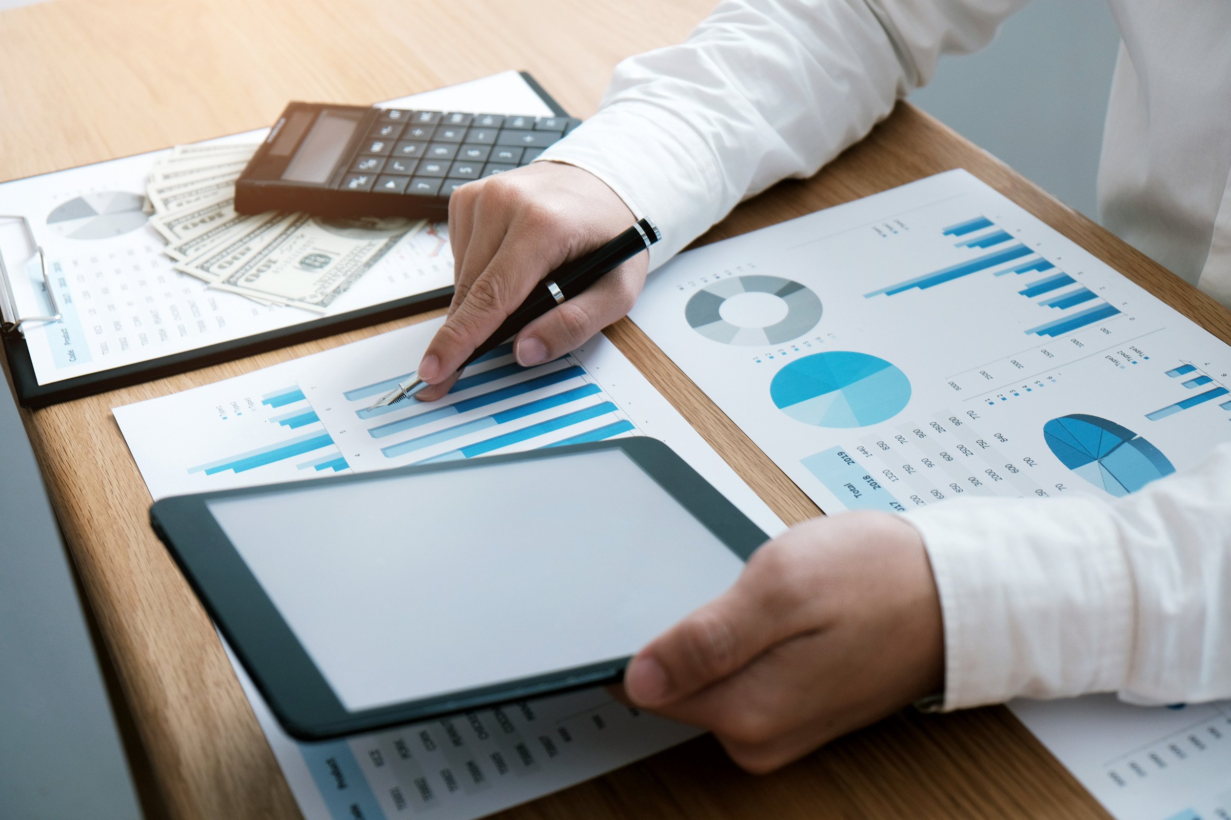 SafeVault Flows automated renewals and approvals